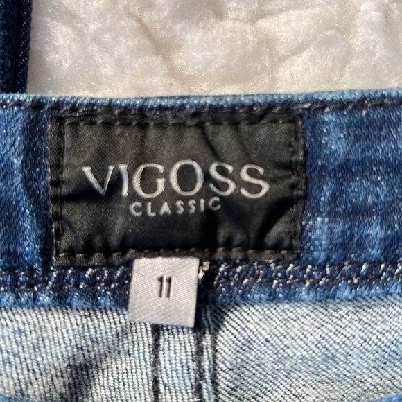 Vigoss Classic Bootcut Jeans with back embellished pockets. Size 11 Jr. EUC. - Picture 2 of 9
